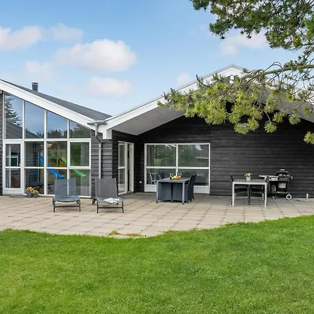 Gorgeous In With Sauna Semesterbostad