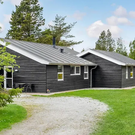 Semesterbostad Gorgeous In With Sauna *