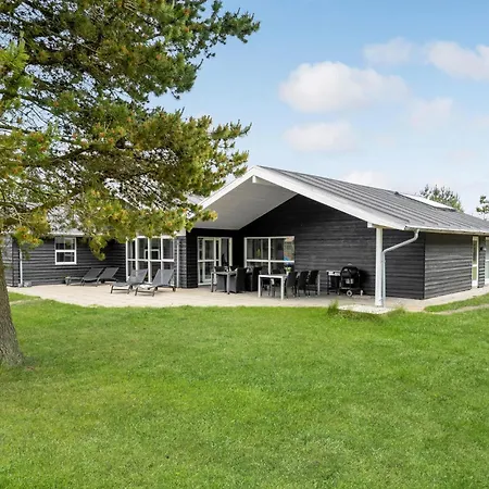 Semesterbostad Gorgeous In With Sauna *